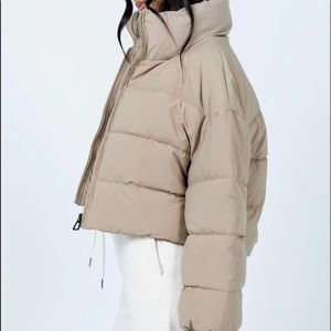Princess Polly cropped puffer beige jacket